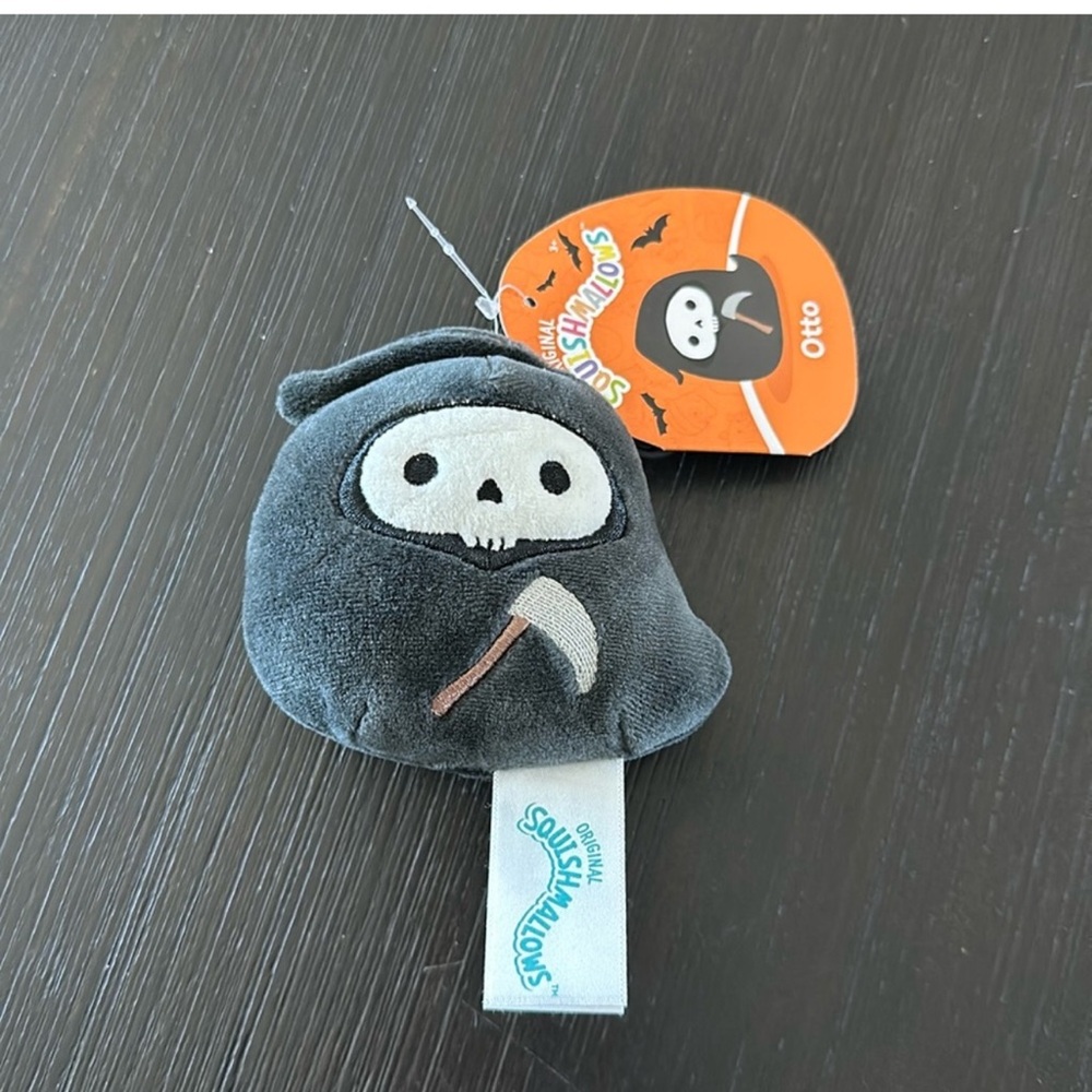 Squishmallow Otto Clip